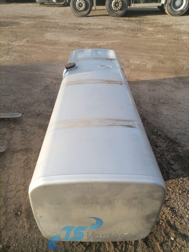 MAN Kütusepaak 800L 81122015598 - Tanque de combustível de Caminhão: foto 3 MAN Kütusepaak 800L 81122015598 - Tanque de combustível de Caminhão: foto 3