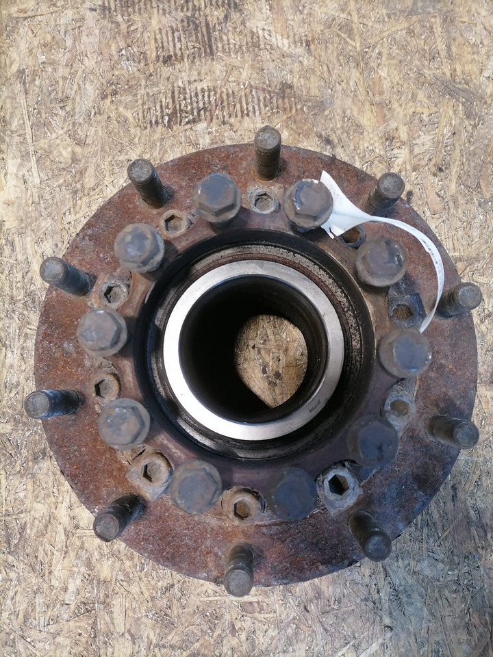 MAN Rear axel hub 81357013155 - Cubo de roda de Caminhão: foto 4 MAN Rear axel hub 81357013155 - Cubo de roda de Caminhão: foto 4
