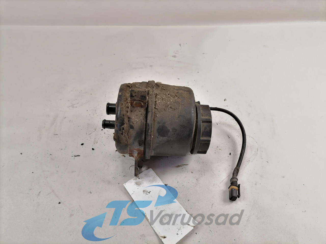 MAN Roolisüsteemi õlimahuti 81473016063 - Mangueira de direção de Caminhão: foto 1 MAN Roolisüsteemi õlimahuti 81473016063 - Mangueira de direção de Caminhão: foto 1