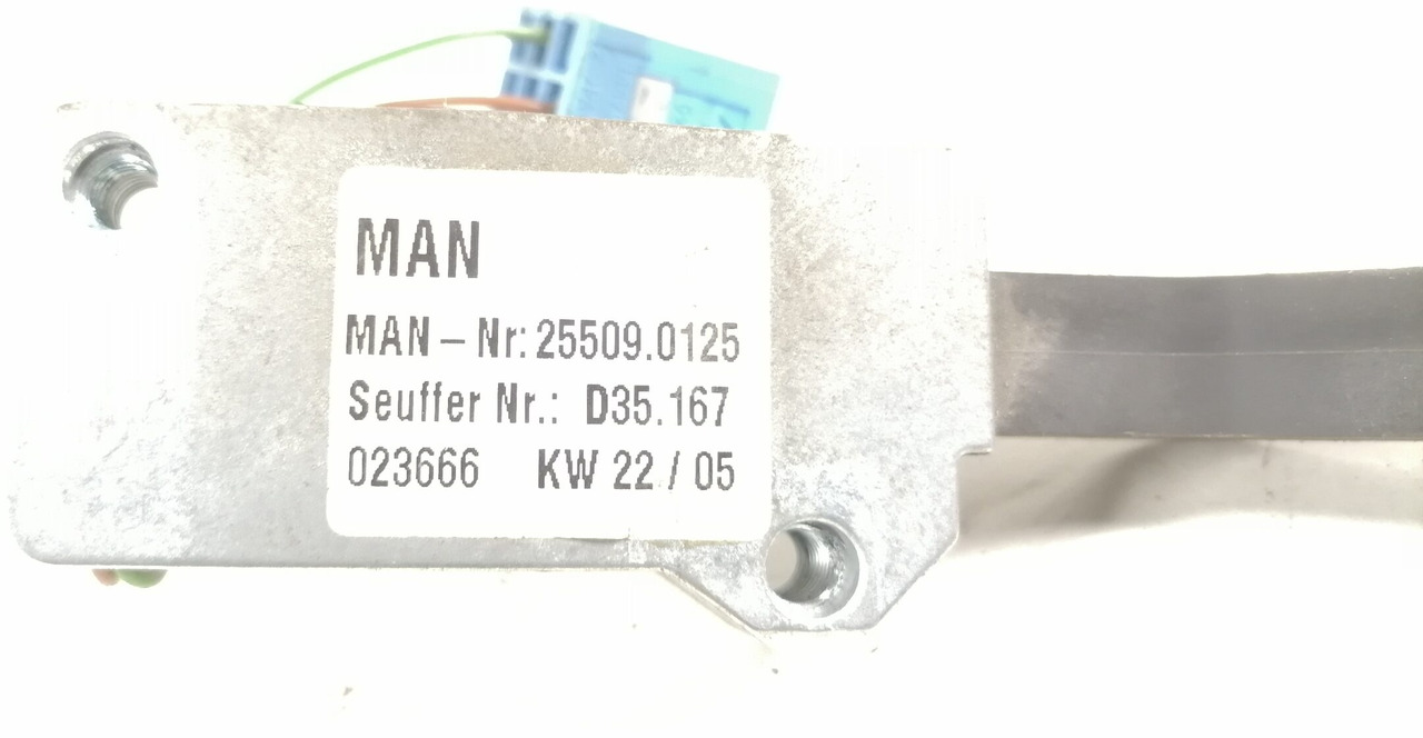MAN Switch 255090125 - Sistema elétrico de Caminhão: foto 3 MAN Switch 255090125 - Sistema elétrico de Caminhão: foto 3