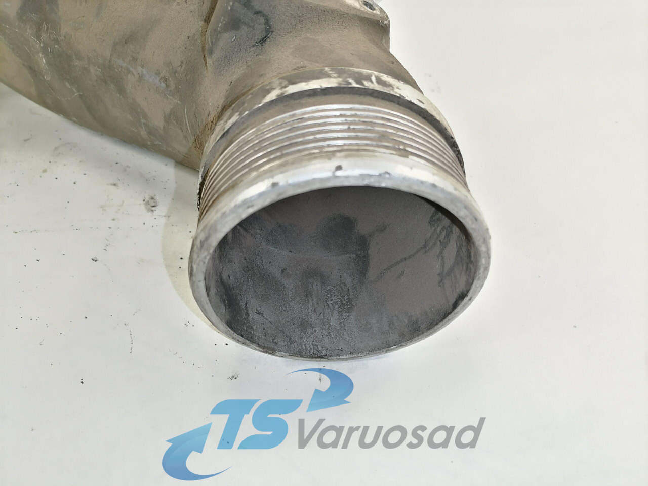 MAN intercooler pipe 51094113633 - Intercooler de Caminhão: foto 3 MAN intercooler pipe 51094113633 - Intercooler de Caminhão: foto 3
