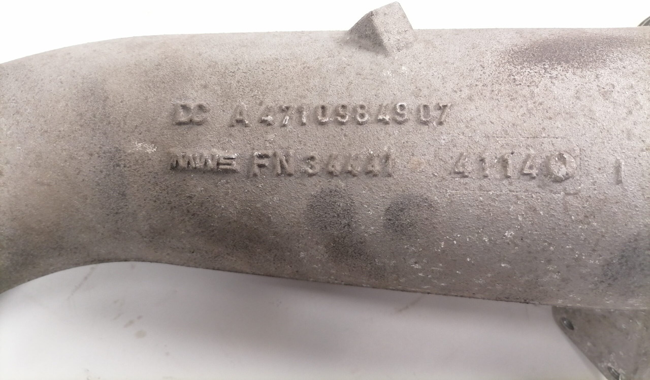 Mercedes-Benz intercooler pipe A4710984907 - Intercooler de Caminhão: foto 4 Mercedes-Benz intercooler pipe A4710984907 - Intercooler de Caminhão: foto 4
