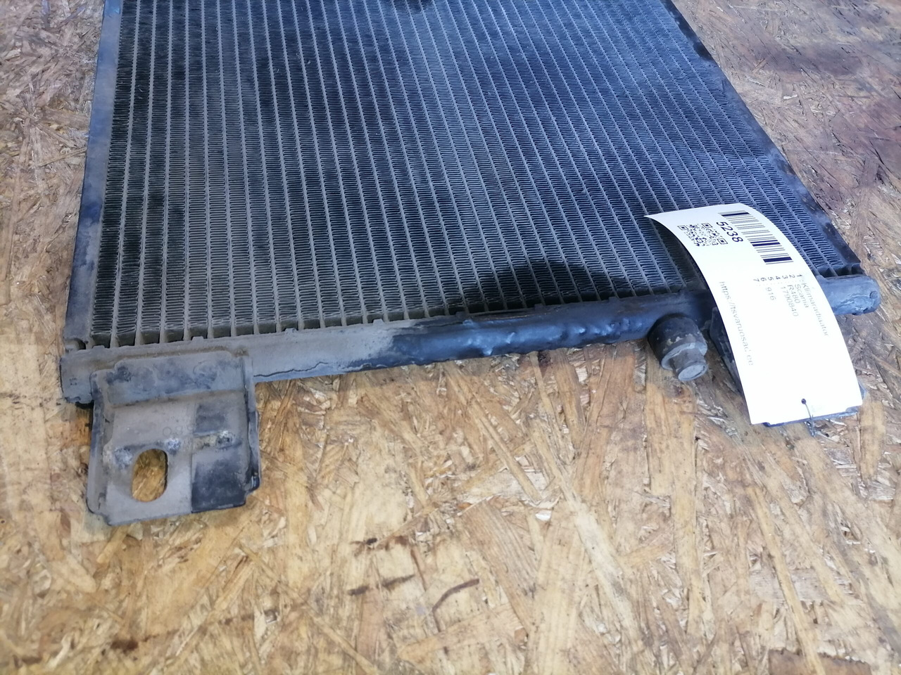 Scania A/C radiator 1790840 - Aquecimento/ Ventilação de Caminhão: foto 3 Scania A/C radiator 1790840 - Aquecimento/ Ventilação de Caminhão: foto 3