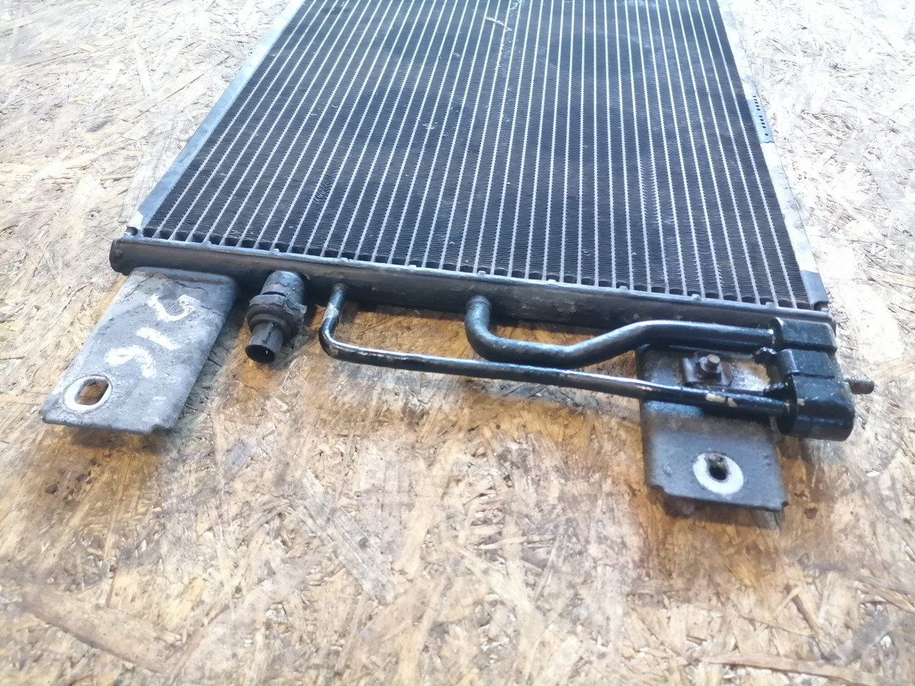 Scania A/C radiator 1790840 - Aquecimento/ Ventilação de Caminhão: foto 4 Scania A/C radiator 1790840 - Aquecimento/ Ventilação de Caminhão: foto 4