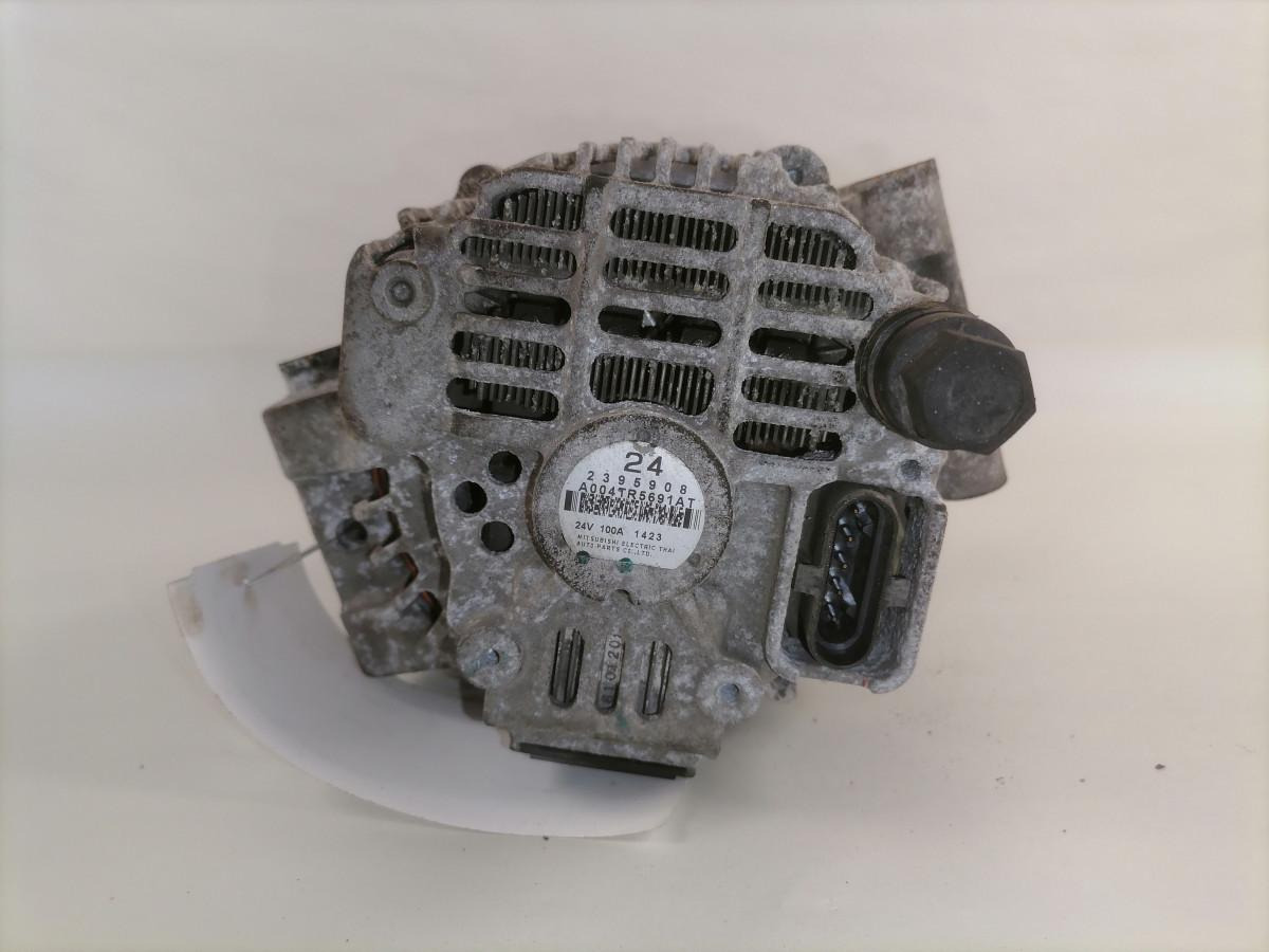 Scania Alternator 2395908 - Alternador de Caminhão: foto 5 Scania Alternator 2395908 - Alternador de Caminhão: foto 5
