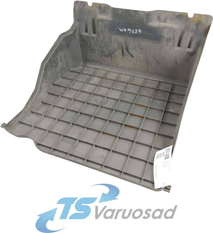 Scania Battery cover 1362693 - Bateria automotiva de Caminhão: foto 1 Scania Battery cover 1362693 - Bateria automotiva de Caminhão: foto 1