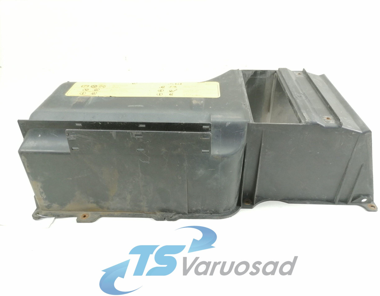 Scania Blower cover 1731388 - Peça universal de Caminhão: foto 2 Scania Blower cover 1731388 - Peça universal de Caminhão: foto 2