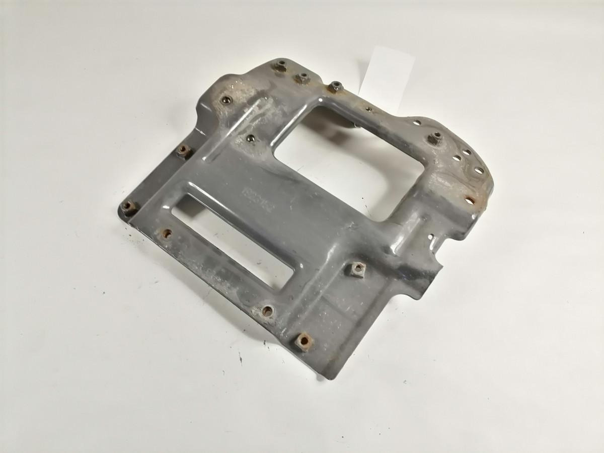 Scania Bumper bracket 1923152 - Para-choque de Caminhão: foto 2 Scania Bumper bracket 1923152 - Para-choque de Caminhão: foto 2