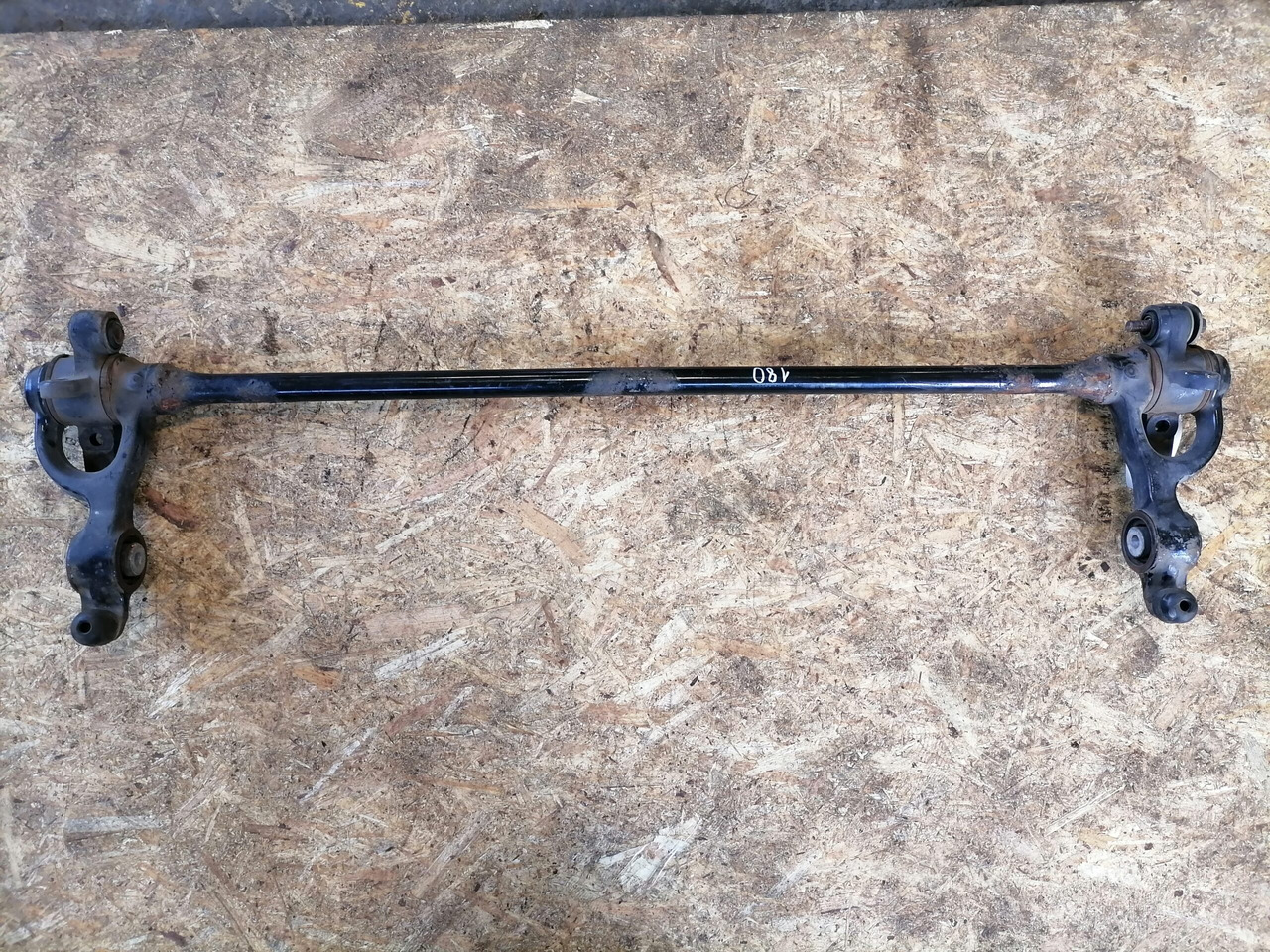 Scania Cab anti-roll bar 1885873 - Suspensão da cabina de Caminhão: foto 2 Scania Cab anti-roll bar 1885873 - Suspensão da cabina de Caminhão: foto 2