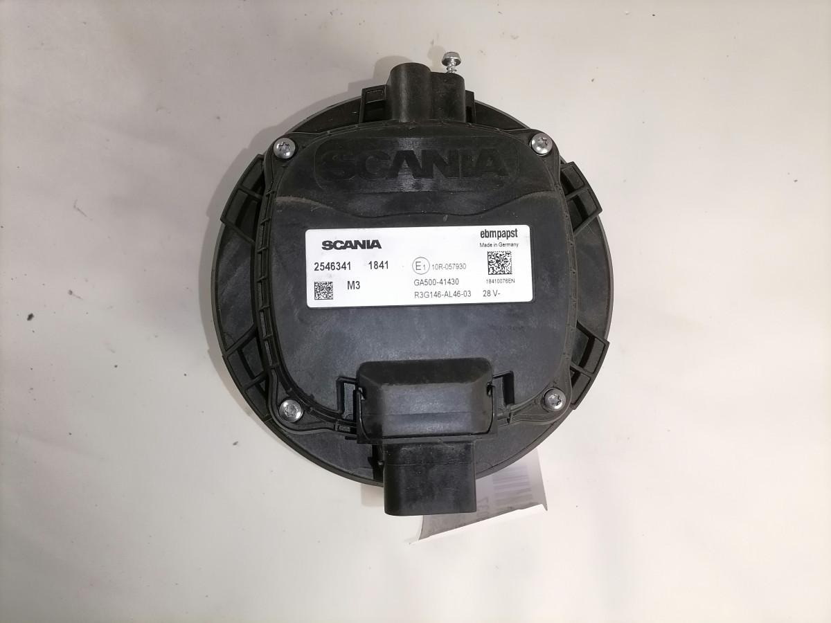 Scania Cab fan 2546341 - Aquecimento/ Ventilação de Caminhão: foto 4 Scania Cab fan 2546341 - Aquecimento/ Ventilação de Caminhão: foto 4