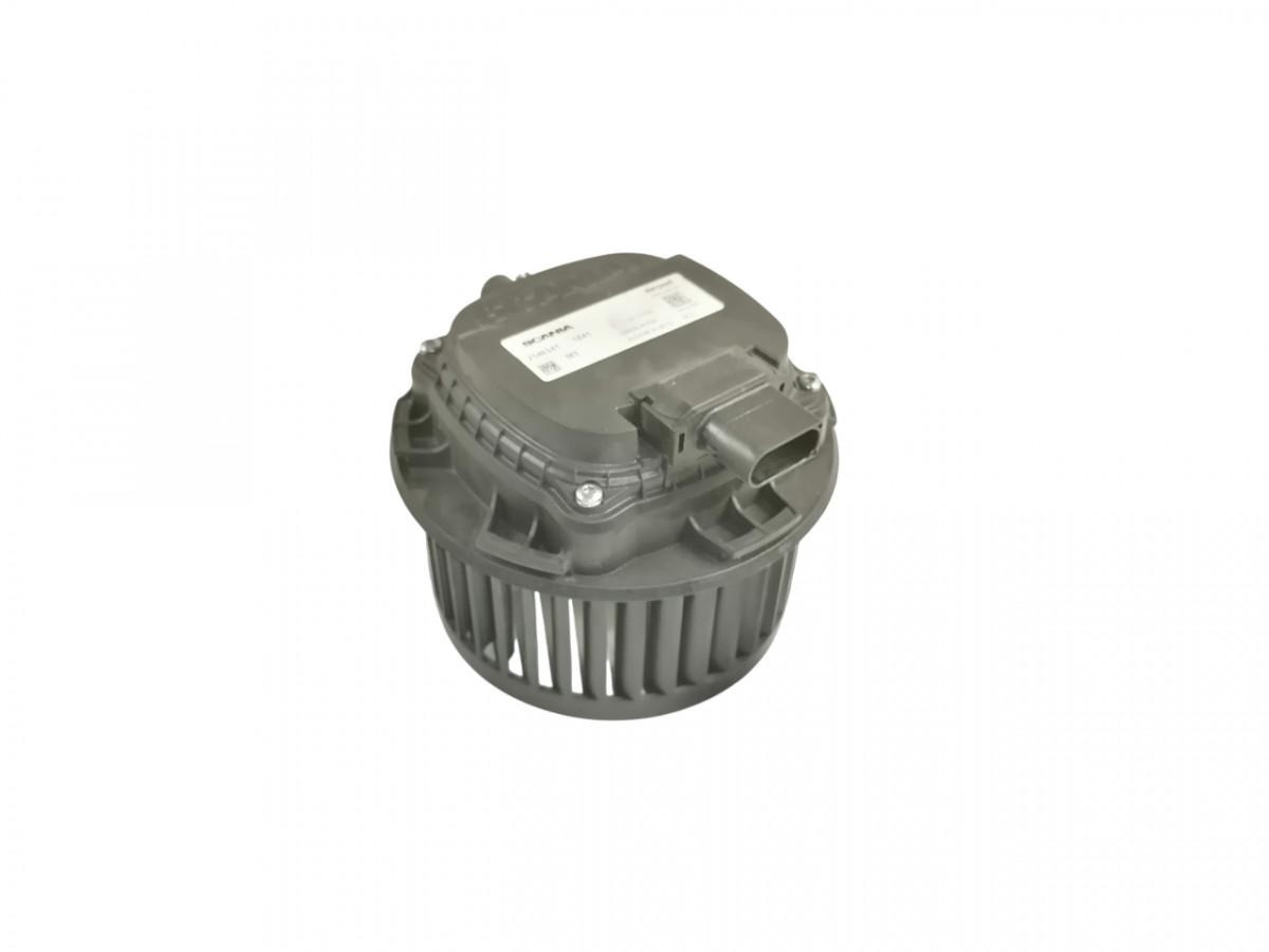 Scania Cab fan 2546341 - Aquecimento/ Ventilação de Caminhão: foto 1 Scania Cab fan 2546341 - Aquecimento/ Ventilação de Caminhão: foto 1