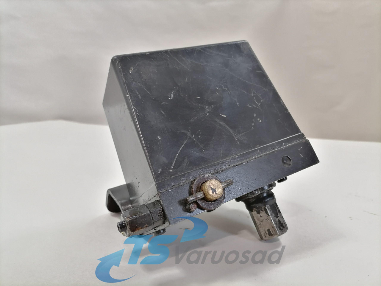 Scania Cab tilting pump 1794906 - Suspensão da cabina de Caminhão: foto 4 Scania Cab tilting pump 1794906 - Suspensão da cabina de Caminhão: foto 4