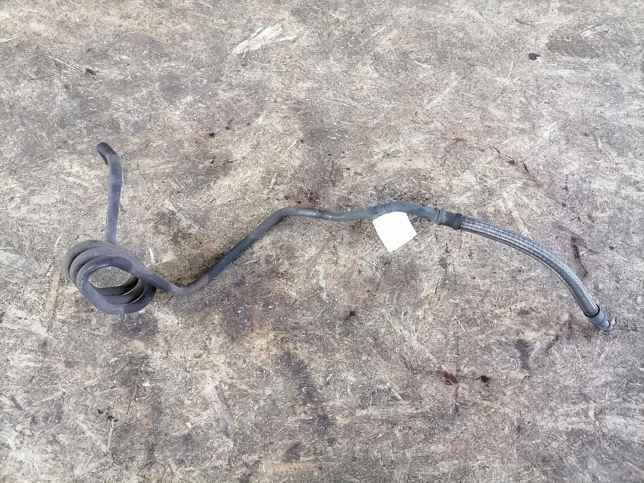 Scania Compressor air pipe 1801078 - Compressor, sistema de ar comprimido de Caminhão: foto 2 Scania Compressor air pipe 1801078 - Compressor, sistema de ar comprimido de Caminhão: foto 2