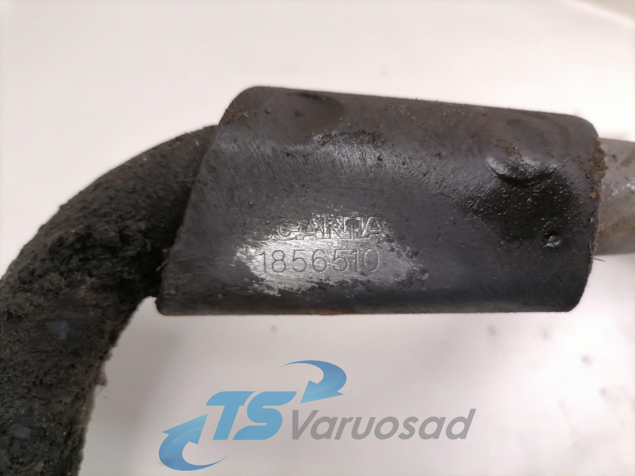 Scania Crankcase Ventilation Pipe 1856510 - Cárter de Caminhão: foto 2 Scania Crankcase Ventilation Pipe 1856510 - Cárter de Caminhão: foto 2