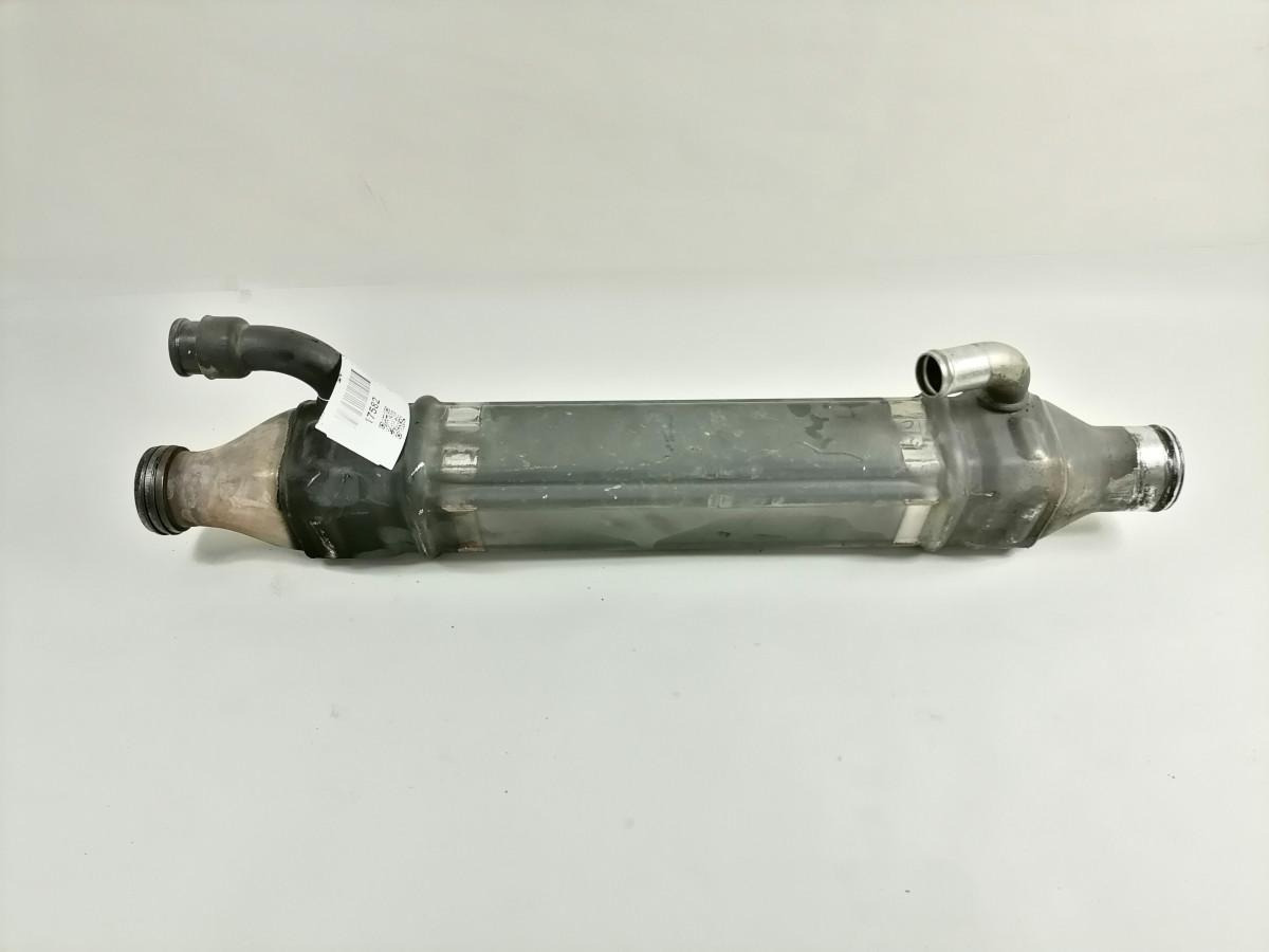 Scania EGR cooler 1866224 - Radiador EGR de Caminhão: foto 2 Scania EGR cooler 1866224 - Radiador EGR de Caminhão: foto 2