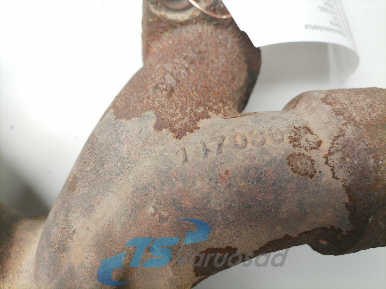 Scania Exhaust mainfold 1470305 - Colector de escape de Caminhão: foto 2 Scania Exhaust mainfold 1470305 - Colector de escape de Caminhão: foto 2