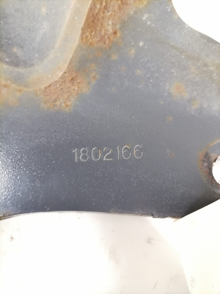 Scania Front bumper carrier 1802166 - Para-choque de Caminhão: foto 2 Scania Front bumper carrier 1802166 - Para-choque de Caminhão: foto 2