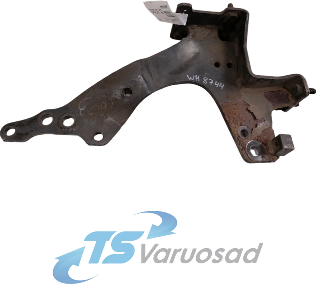 Scania Front bumper carrier 1802166 - Para-choque de Caminhão: foto 1 Scania Front bumper carrier 1802166 - Para-choque de Caminhão: foto 1