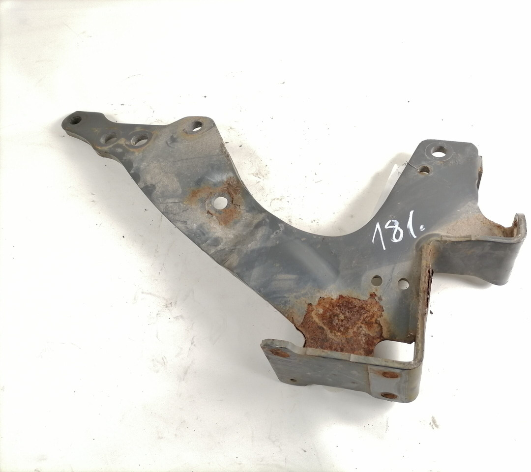 Scania Front bumper carrier 1802166 - Para-choque de Caminhão: foto 3 Scania Front bumper carrier 1802166 - Para-choque de Caminhão: foto 3