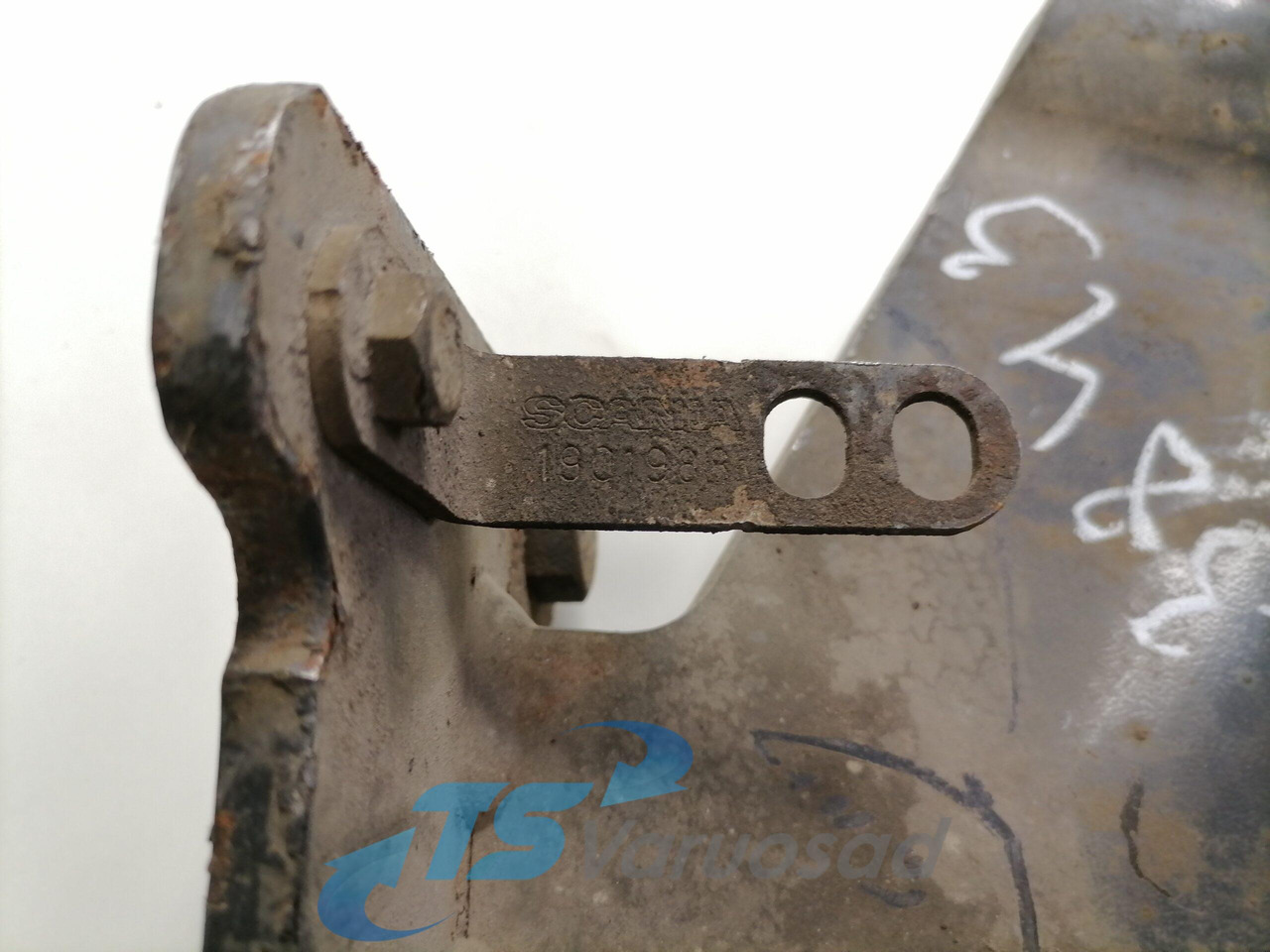 Scania Front bumper carrier 1802167 - Para-choque de Caminhão: foto 2 Scania Front bumper carrier 1802167 - Para-choque de Caminhão: foto 2