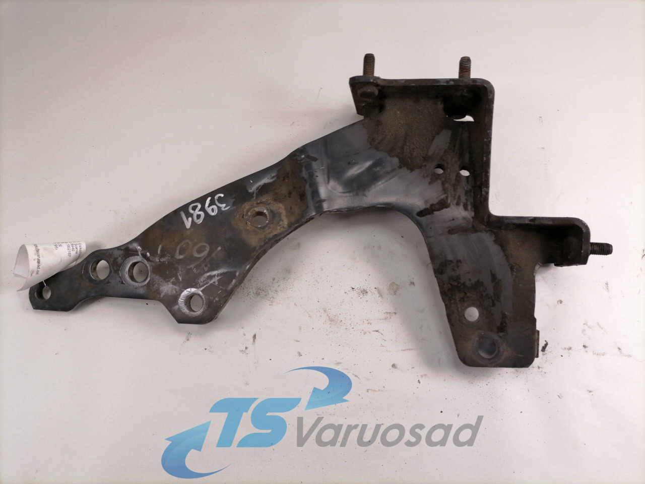 Scania Front bumper carrier 1802167 - Para-choque de Caminhão: foto 2 Scania Front bumper carrier 1802167 - Para-choque de Caminhão: foto 2