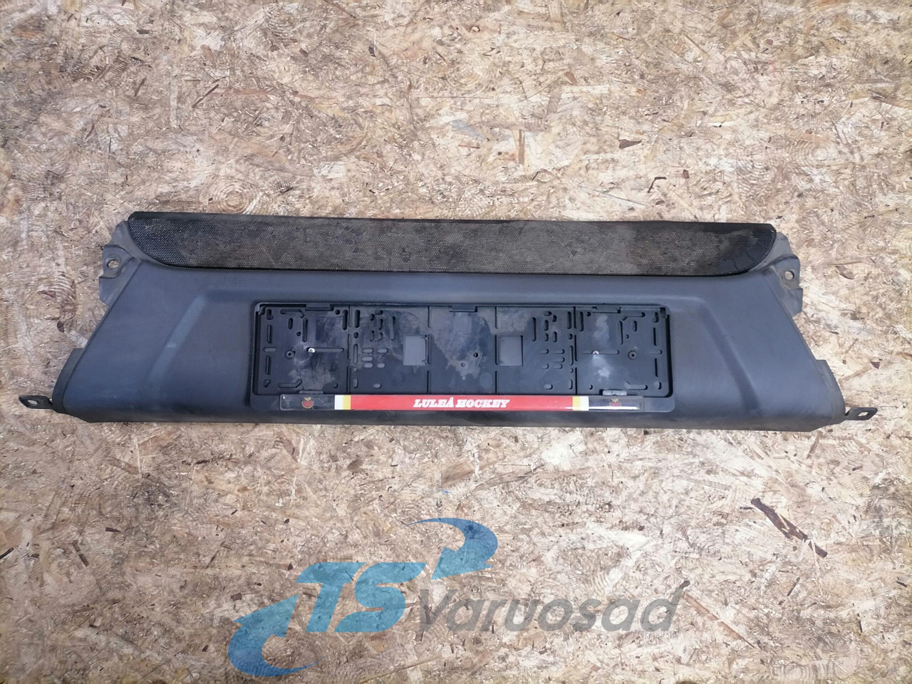Scania Front bumper cover plastic 1865181 - Aerodinâmica/ Aerofólio de Caminhão: foto 5 Scania Front bumper cover plastic 1865181 - Aerodinâmica/ Aerofólio de Caminhão: foto 5