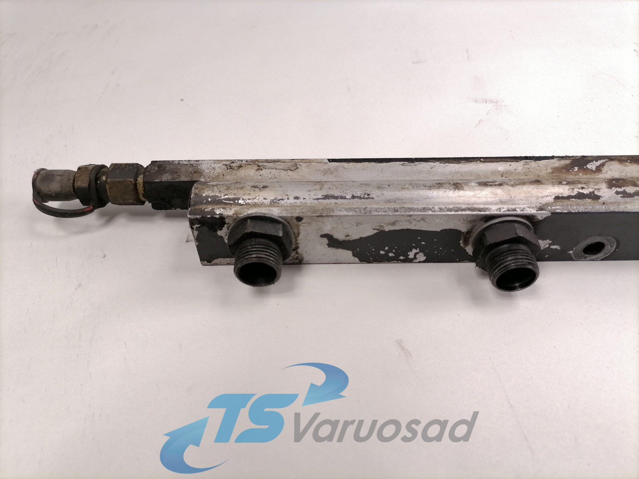Scania Fuel mainfold 1864753 - Fornecimento de combustível de Caminhão: foto 5 Scania Fuel mainfold 1864753 - Fornecimento de combustível de Caminhão: foto 5