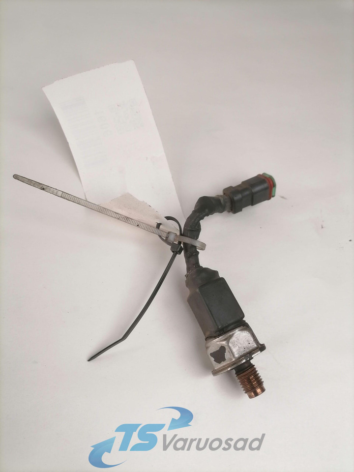 Scania Fuel sensor 1760323 - Fornecimento de combustível de Caminhão: foto 1 Scania Fuel sensor 1760323 - Fornecimento de combustível de Caminhão: foto 1