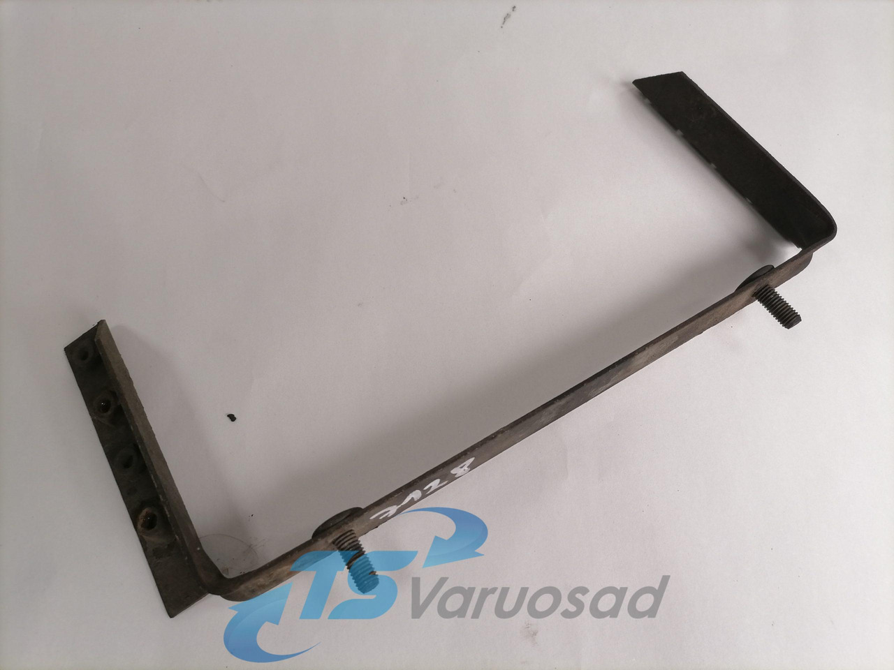 Scania Light bracket 1520919 - Iluminação de Caminhão: foto 1 Scania Light bracket 1520919 - Iluminação de Caminhão: foto 1