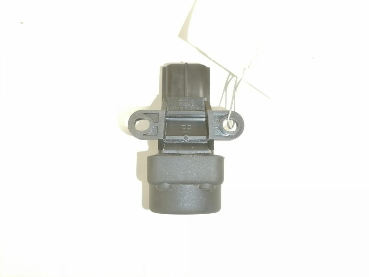 Scania Lüliti 1724583 - Cabine de Caminhão: foto 3 Scania Lüliti 1724583 - Cabine de Caminhão: foto 3