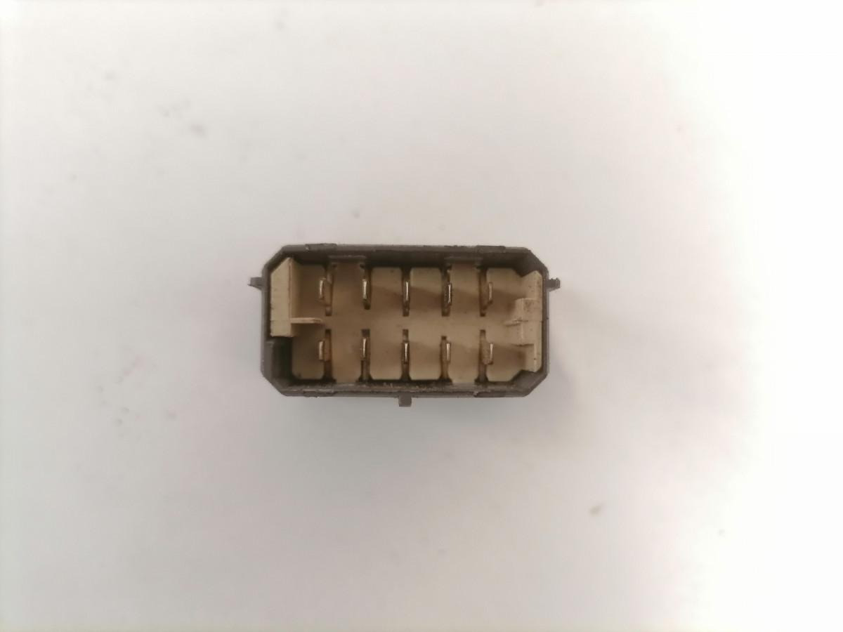 Scania Lüliti 2089584 - Cabine de Caminhão: foto 4 Scania Lüliti 2089584 - Cabine de Caminhão: foto 4