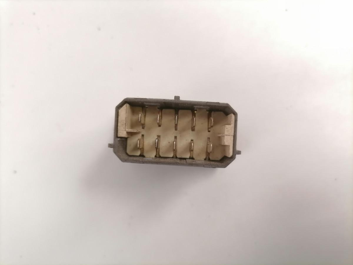 Scania Lüliti 2444522 - Cabine de Caminhão: foto 5 Scania Lüliti 2444522 - Cabine de Caminhão: foto 5