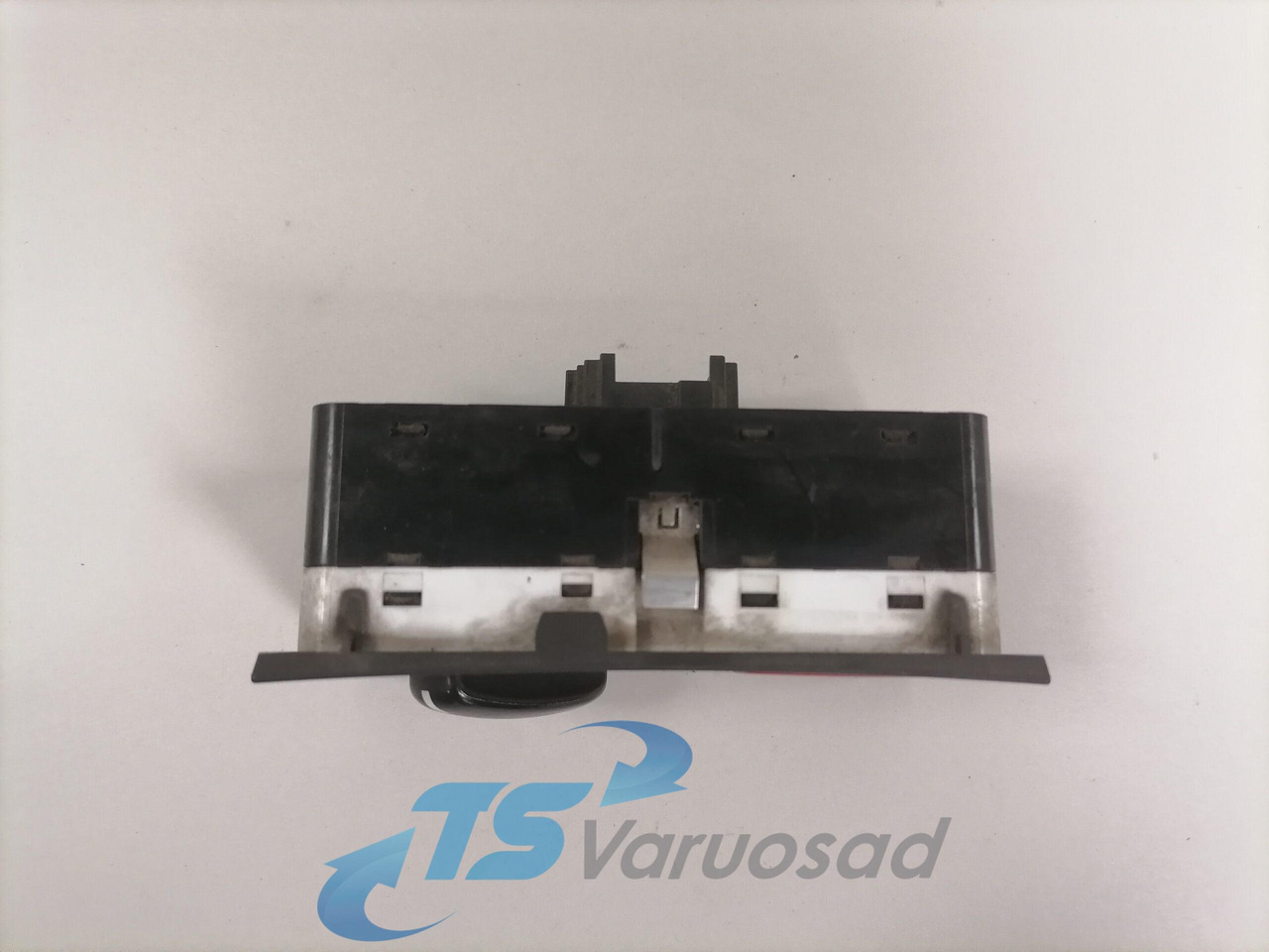 Scania Lüliti, esituled 1540673 - Cabine de Caminhão: foto 2 Scania Lüliti, esituled 1540673 - Cabine de Caminhão: foto 2