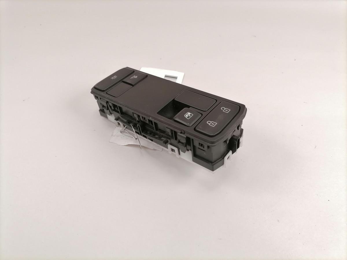 Scania Lüliti, klaasitõstuk 2569030 - Cabine de Caminhão: foto 2 Scania Lüliti, klaasitõstuk 2569030 - Cabine de Caminhão: foto 2