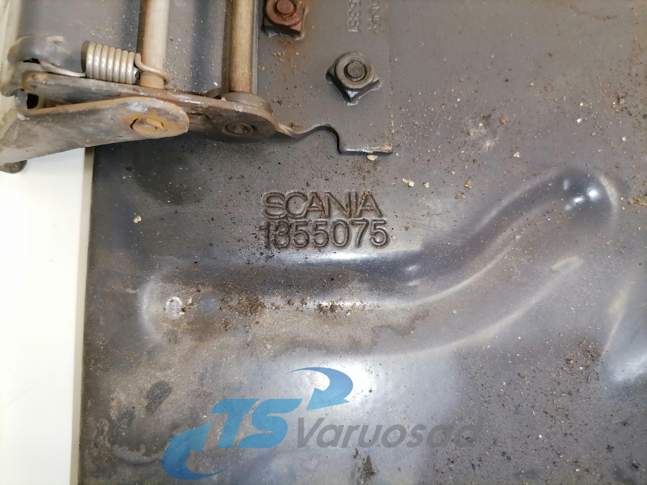 Scania Mudguard bracket 1355075 - Peça universal de Caminhão: foto 4 Scania Mudguard bracket 1355075 - Peça universal de Caminhão: foto 4