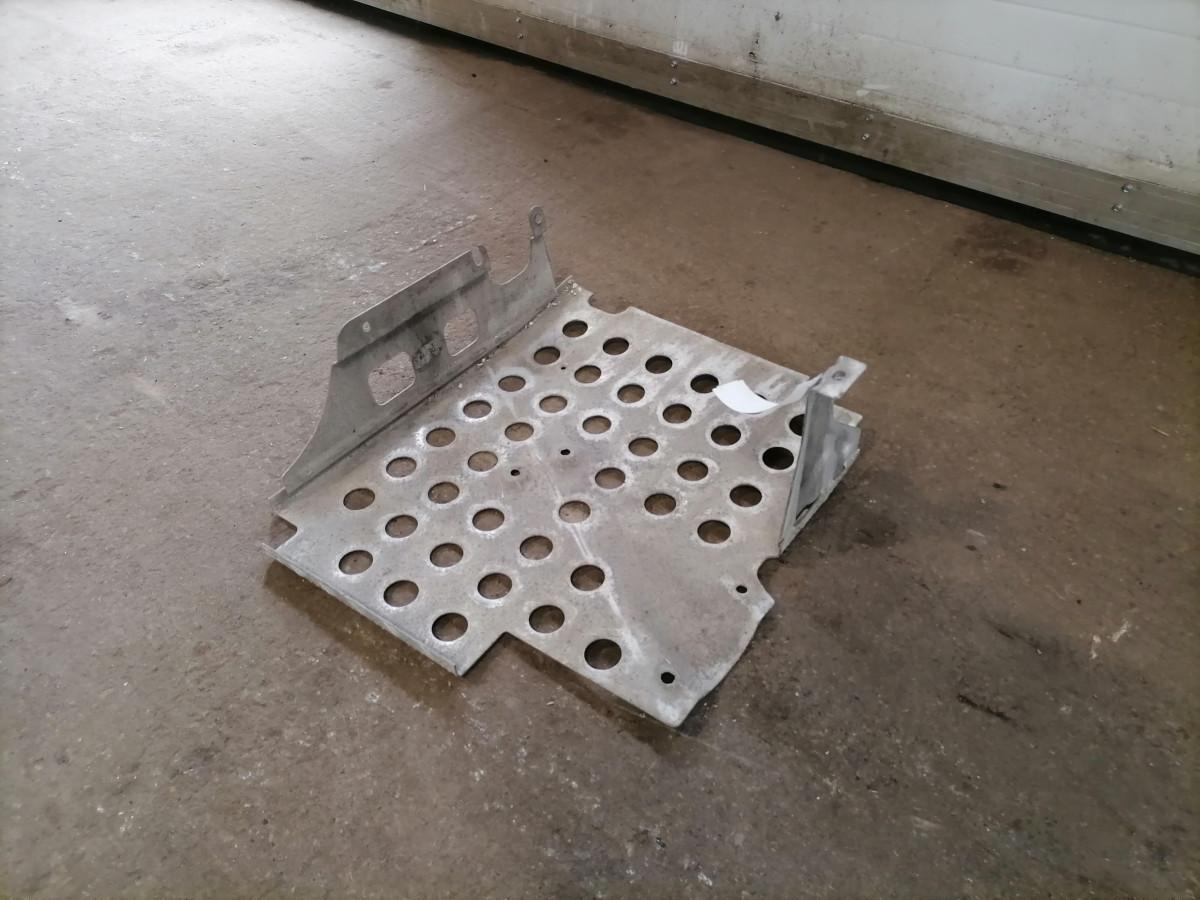 Scania Muffler cover 1783189 - Silenciador de Caminhão: foto 3 Scania Muffler cover 1783189 - Silenciador de Caminhão: foto 3