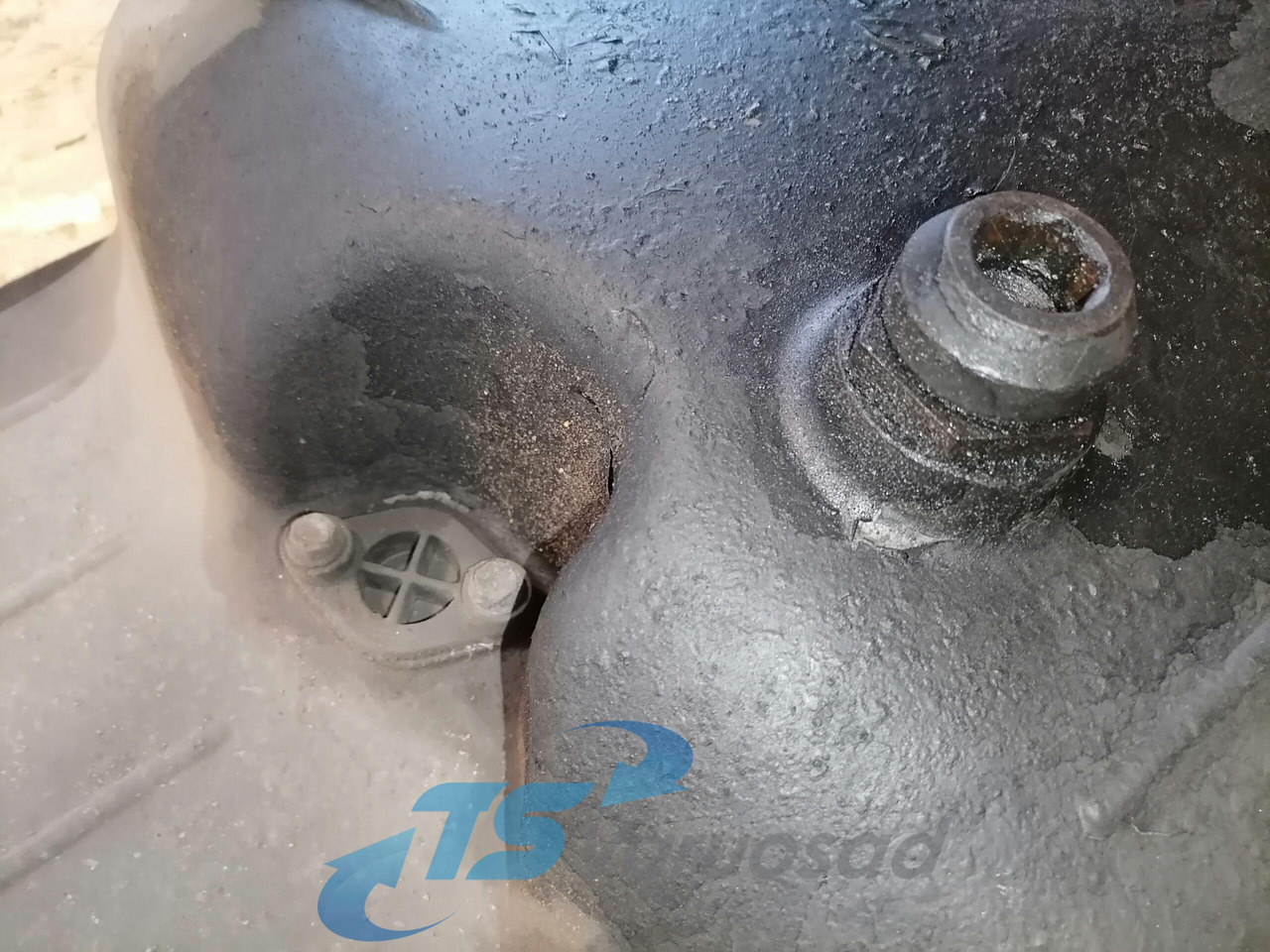 Scania Oil sump 2023780 - Cárter de óleo de Caminhão: foto 4 Scania Oil sump 2023780 - Cárter de óleo de Caminhão: foto 4