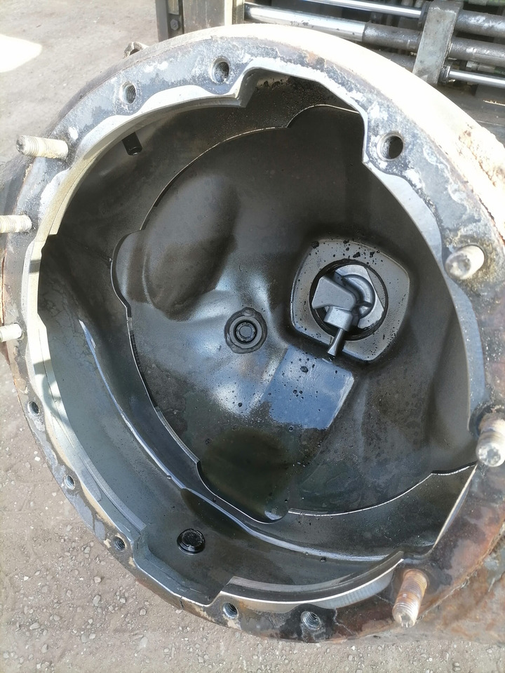 Scania Rear axel housing 1733934 - Eixo e peças de Caminhão: foto 2 Scania Rear axel housing 1733934 - Eixo e peças de Caminhão: foto 2
