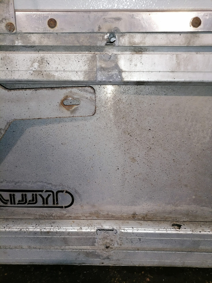 Scania Scania akukasti esine kate - - Aerodinâmica/ Aerofólio de Caminhão: foto 5 Scania Scania akukasti esine kate - - Aerodinâmica/ Aerofólio de Caminhão: foto 5