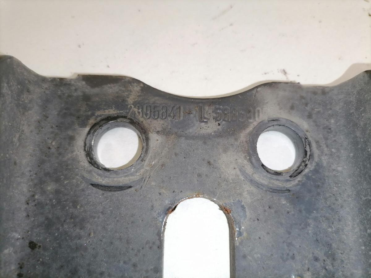Scania Shock absorber mounting 2395841 - Suspensão de Caminhão: foto 4 Scania Shock absorber mounting 2395841 - Suspensão de Caminhão: foto 4