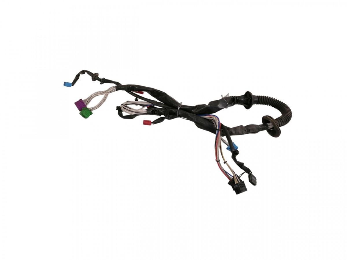 Scania Ukse juhtmestik 2123821 - Porta e peças de Caminhão: foto 1 Scania Ukse juhtmestik 2123821 - Porta e peças de Caminhão: foto 1