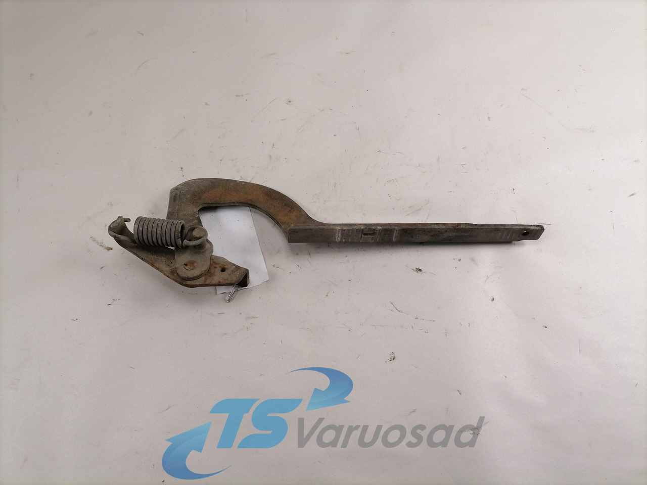 Scania lower grille carrier hinge 1381479 - Grade radiador de Caminhão: foto 2 Scania lower grille carrier hinge 1381479 - Grade radiador de Caminhão: foto 2