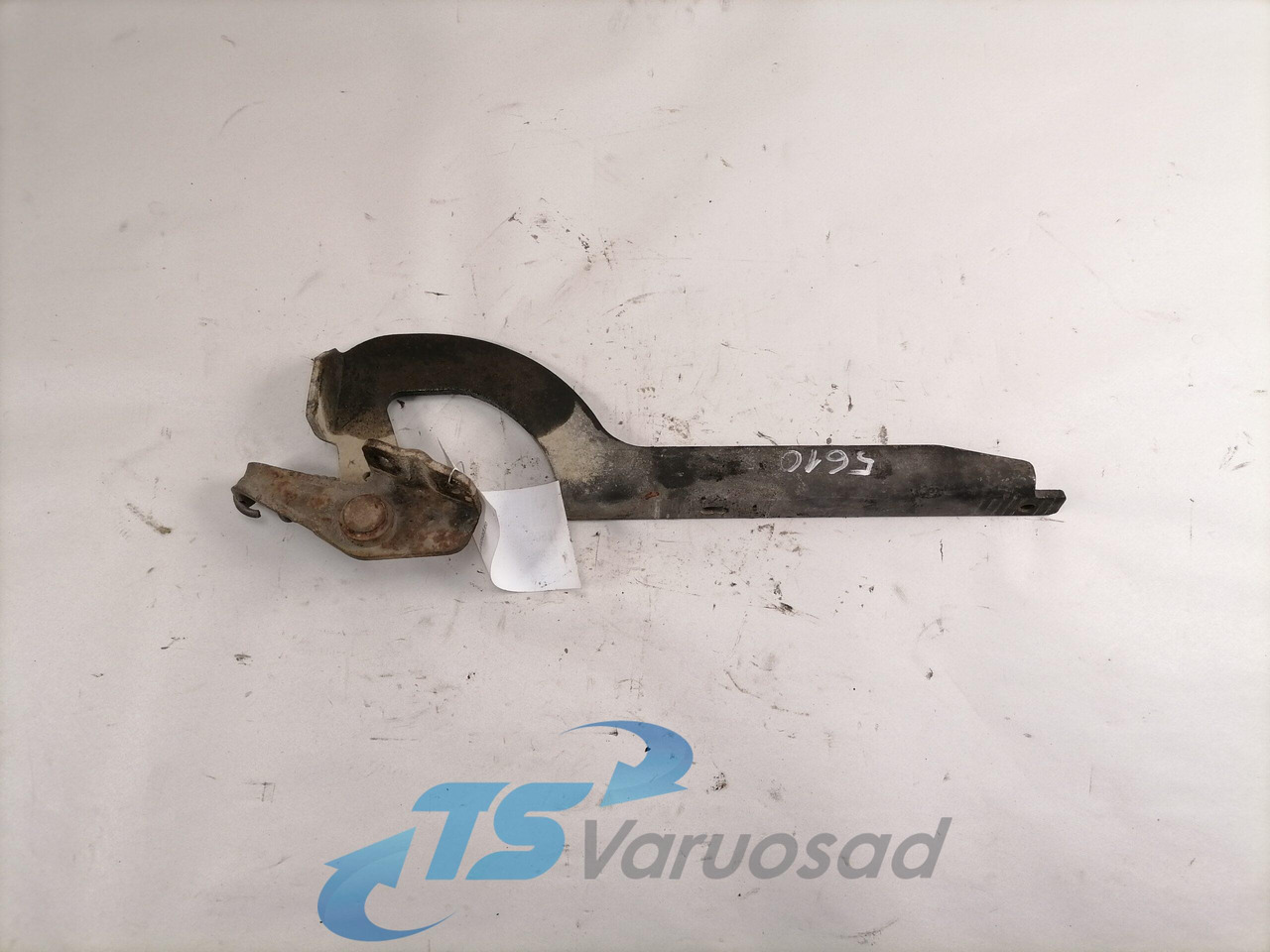 Scania lower grille carrier hinge 1381480 - Grade radiador de Caminhão: foto 2 Scania lower grille carrier hinge 1381480 - Grade radiador de Caminhão: foto 2
