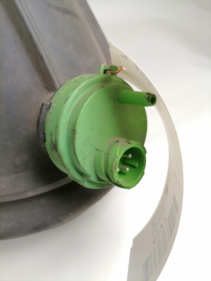 Volvo Air intake 21115482 - Sistema de admissão de ar de Caminhão: foto 3 Volvo Air intake 21115482 - Sistema de admissão de ar de Caminhão: foto 3