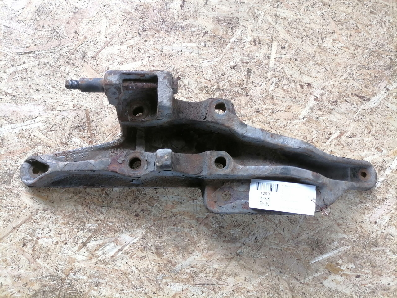 Volvo Air suspension bracket 20428752 - Eixo e peças de Caminhão: foto 1 Volvo Air suspension bracket 20428752 - Eixo e peças de Caminhão: foto 1