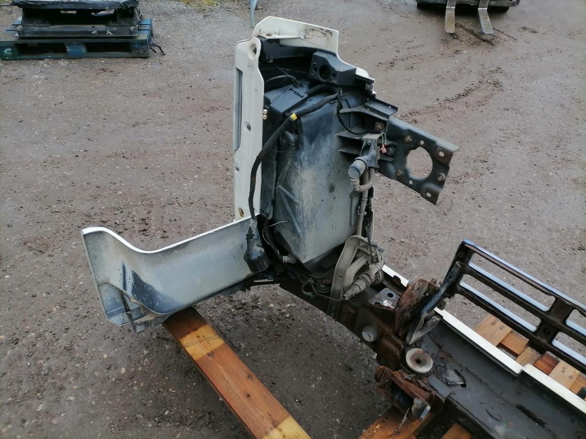 Volvo Bumper 20467442 - Para-choque de Caminhão: foto 3 Volvo Bumper 20467442 - Para-choque de Caminhão: foto 3