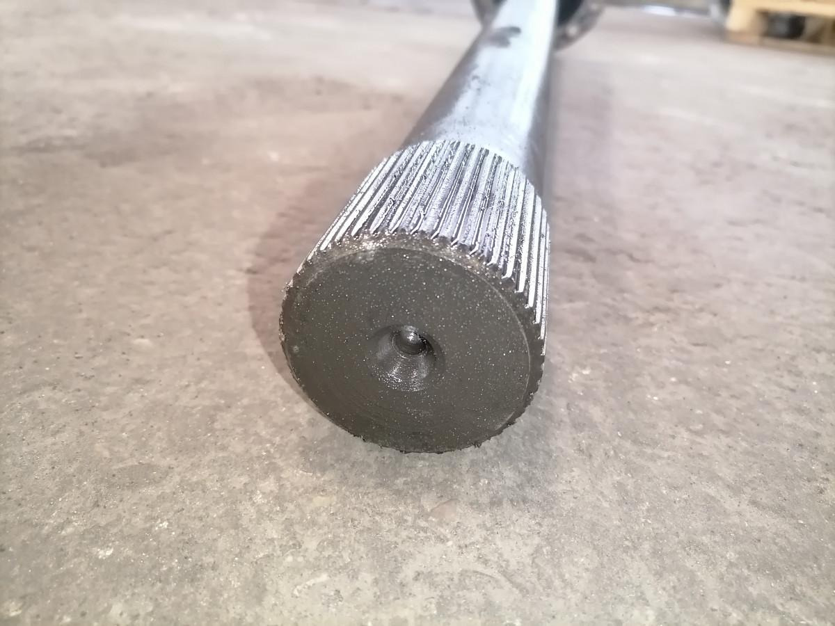 Volvo Drive shaft 20734795 - Eixo cardan de Caminhão: foto 3 Volvo Drive shaft 20734795 - Eixo cardan de Caminhão: foto 3