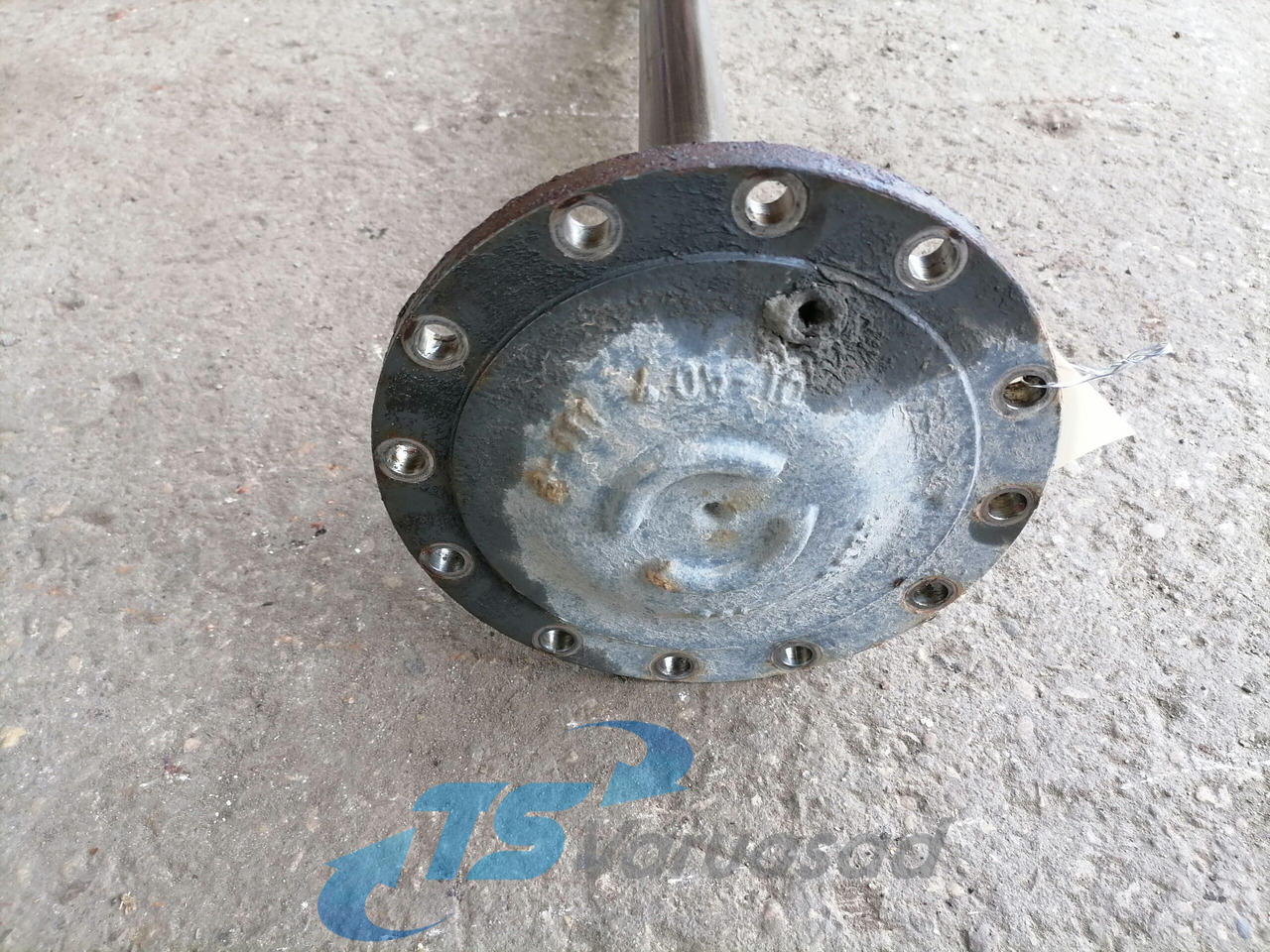 Volvo Drive shaft 20815243 - Eixo cardan de Caminhão: foto 2 Volvo Drive shaft 20815243 - Eixo cardan de Caminhão: foto 2