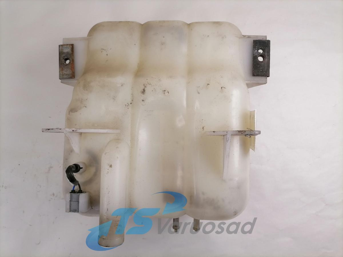 Volvo Expansion tank 996023 - Peça universal de Caminhão: foto 2 Volvo Expansion tank 996023 - Peça universal de Caminhão: foto 2