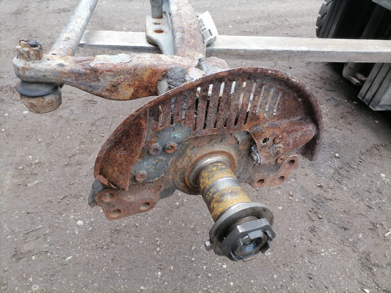 Volvo First axel housing 20399060 - Eixo dianteiro de Caminhão: foto 5 Volvo First axel housing 20399060 - Eixo dianteiro de Caminhão: foto 5